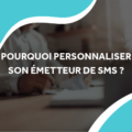 image d'une personne qui signe avec le titre pourquoi personnaliser son émetteur de sms ?